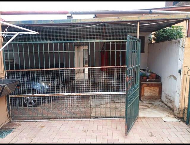 6 BEDROOM HOUSE FOR SALE IN LORENTZVILLE